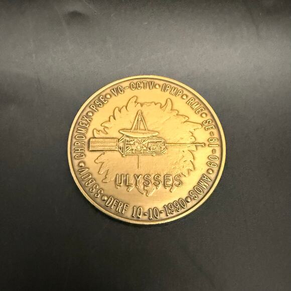 1990 NASA STS-41 Discovery Space Shuttle Solar Polar Mission Ulysses Bronze Coin - Picture 2 of 8